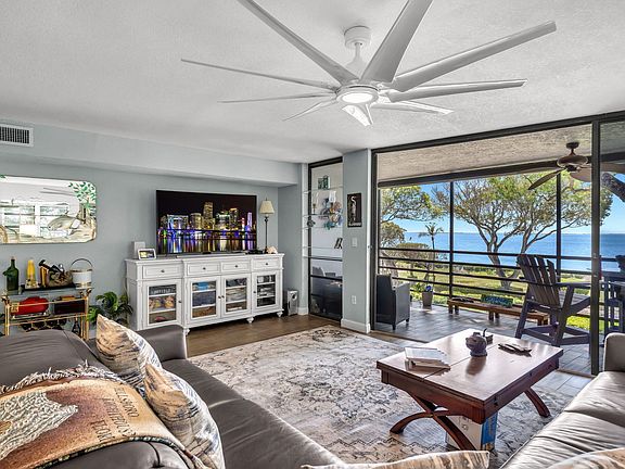 3rd image of 209 Sanctuary Dr #209