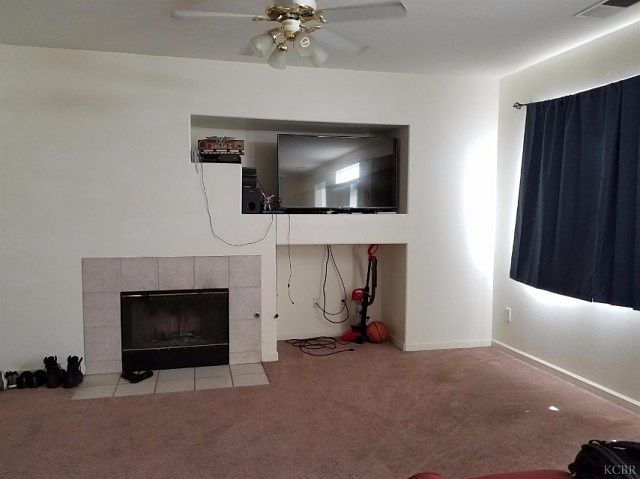 2nd image of 1737 Chimney Way