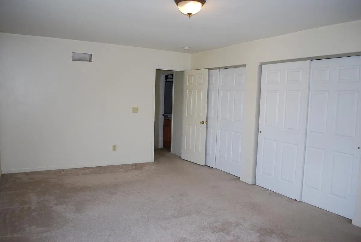 4961 Kellnick Court — Photo 3