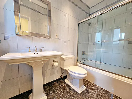 Rented by Compass | media 6