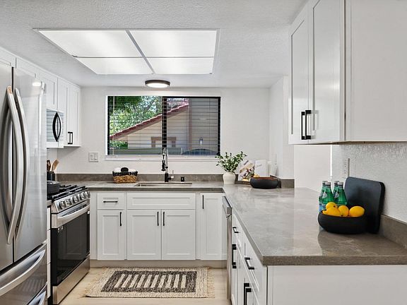 5th image of 338 Park Place Drive