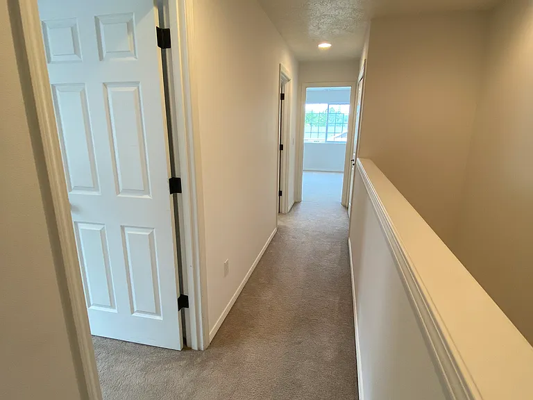 403 Maxs Pl — Photo 23