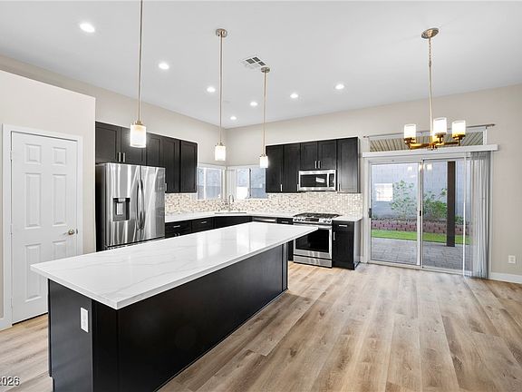 5th image of 755 Camino Del Ray