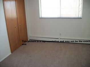 6963 Pearl Rd APT 10, Cleveland, OH 44130