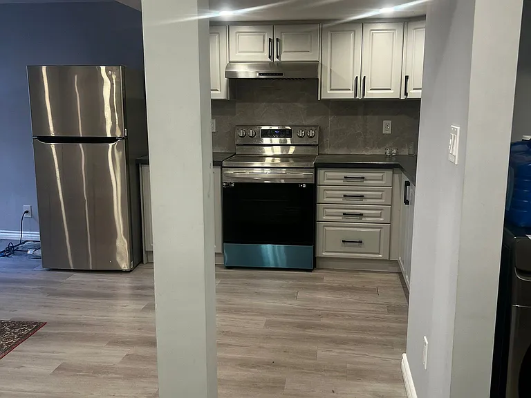1870 Esterbrook Dr — Photo 10