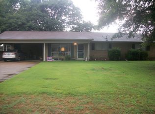 713 Graceland Dr, Newport, AR 72112