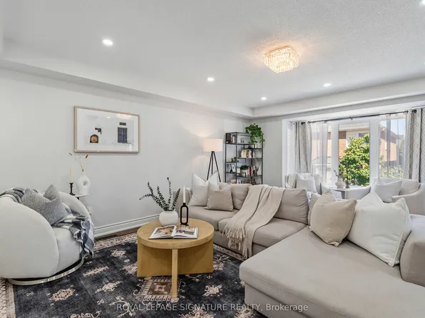 3195 Munson Cres, Burlington, ON L7M 0B9