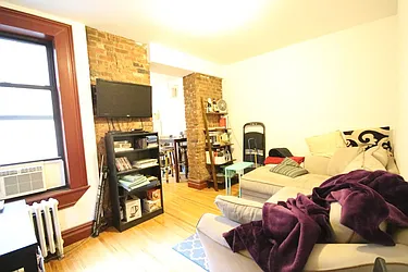 Rented by Dynamik Realty