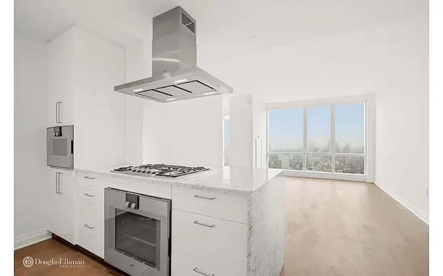 Rented by Douglas Elliman | media 29