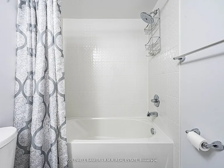 136 Brockley Dr — Photo 11