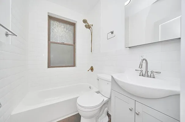 Rented by Living New York | media 9