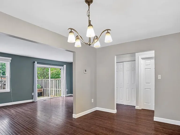 9507 Saluda Ct — Photo 7