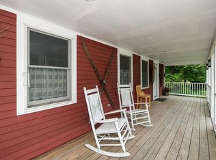 17 East Rd, Hampstead, NH 03841