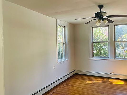 3rd image of 3240 Cambridge Ave APT 1