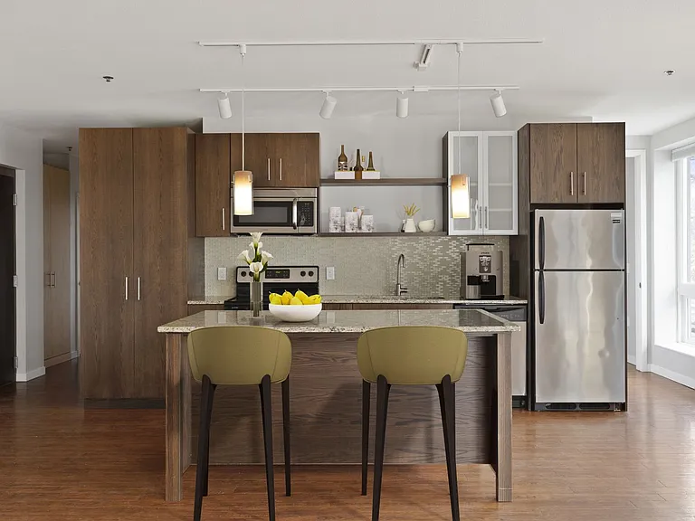 East River Apartments — Photo 8