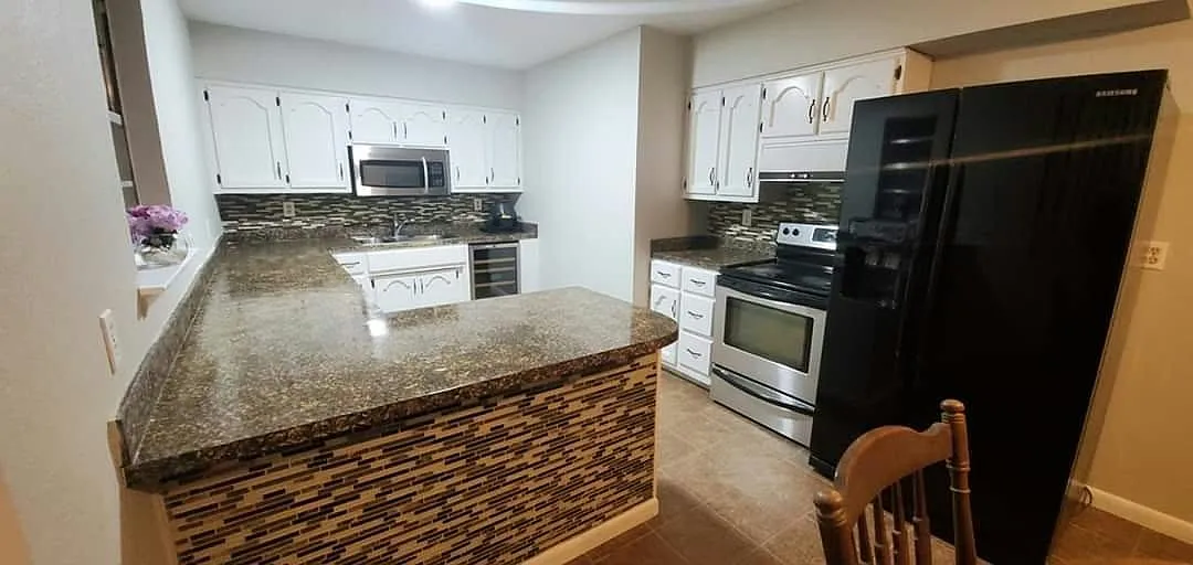 5 bed, 1457 sqft, $1,500 — Photo 3