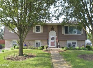 1 Jo Ann Ln, Milton, PA 17847