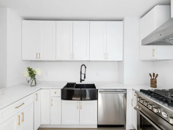 57-46 65th Street image 11 of 27