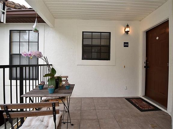 5th image of 520 Via Verona Dr Unit 202