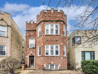 5848 N Whipple St, Chicago, IL, 60659
