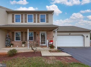 3 Cheery Ln, Denver, PA 17517