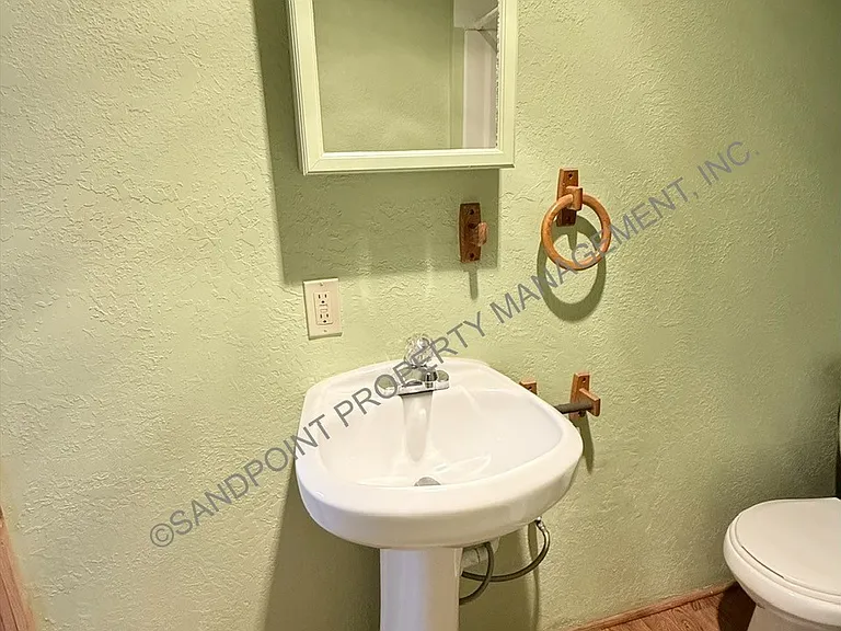 7215 Main St #1 — Photo 15