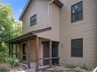 7041 110th Street Cir W #21, Bloomington, MN 55438