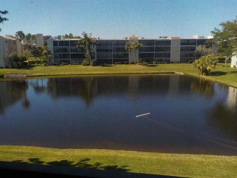 2nd image of 6585 Kensington Ln APT 304