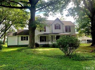 6921 Vicksboro Rd, Henderson, NC 27537