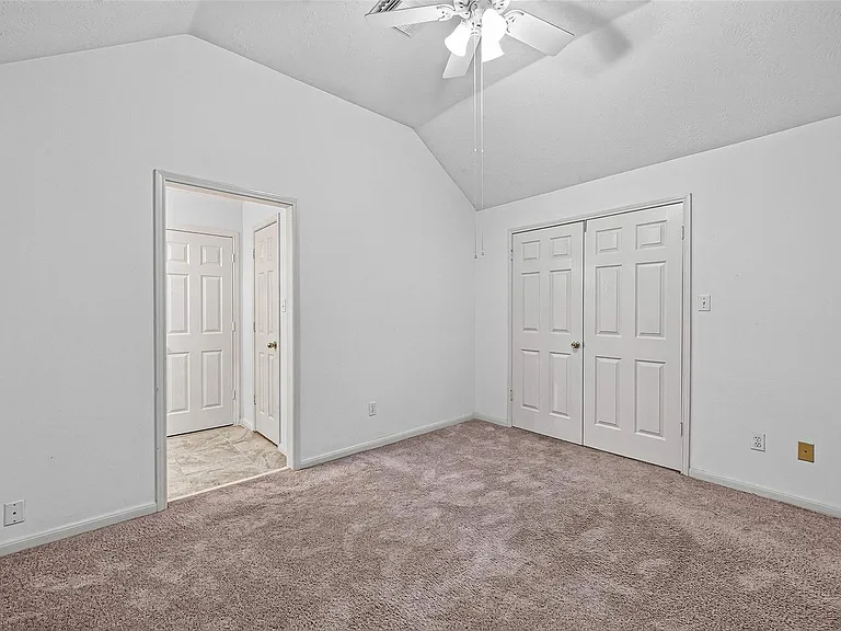 19207 Rebel Yell Dr — Photo 26