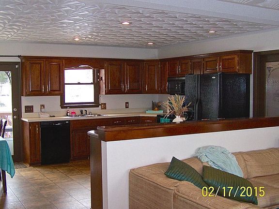 187 Old Springhouse d liv rm 2