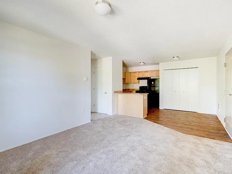 Boulder Pointe — Photo 9