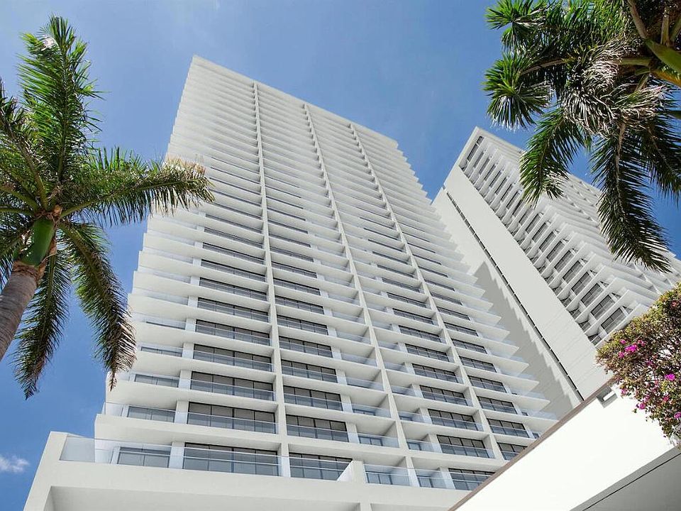 1st image of 529 S Flagler Dr APT 6E