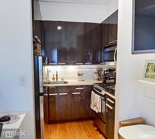 254 Newbury St. #1 Boston - Back Bay Unit Photo 4