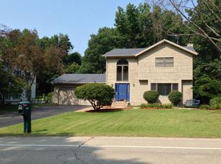 5350 Ridge Rd, Stevensville, MI 49127