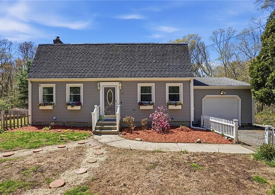 1st image of 283 Tomaquag Rd