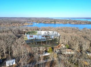 164 W Cumberland Rd, Camden, TN 38320