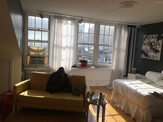 Rented by AJ Clarke | media 28