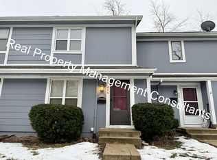 866 Lakeview Dr, Grandview, MO 64030