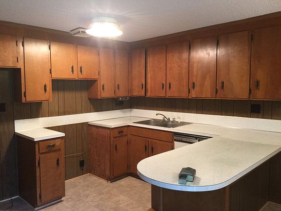 2nd image of 125 Woodhaven Rd