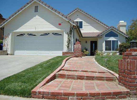 4th image of 27707 Buckskin Dr