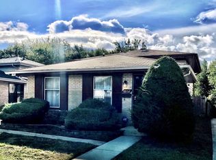 18114 Olympia Dr, Country Club Hills, IL