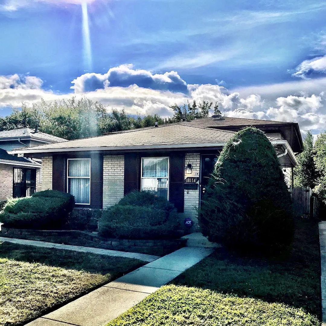 18114 Olympia Dr photo 1