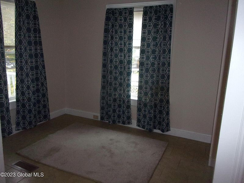 5th image of 3 Weston Avenue