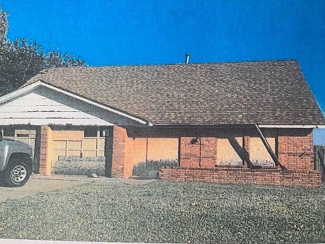 2nd image of 200 Swales Blvd