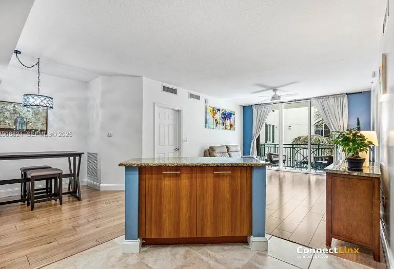510 NW 84th Ave — Photo 14