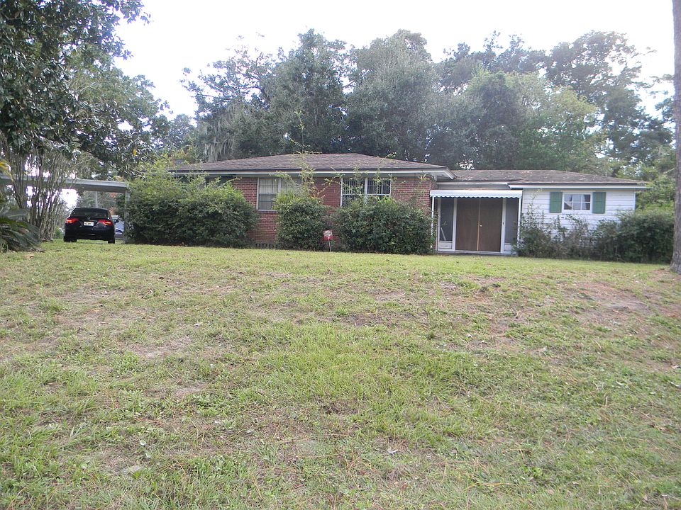 1st image of 6 LAURINA Street