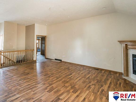 5th image of 7910 S 69th St