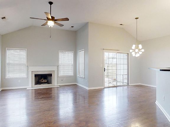 5th image of 1141 Lantern Creek Ct