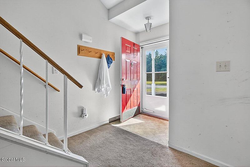 3rd image of 238 Meadowlark Drive